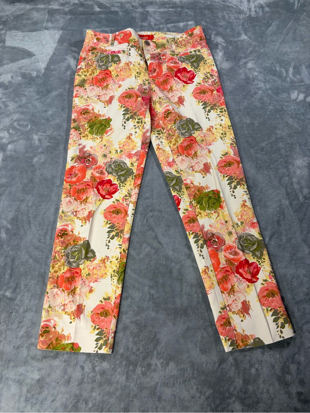 Floral Print Straight-Leg Women’s Jeans - White/Pink